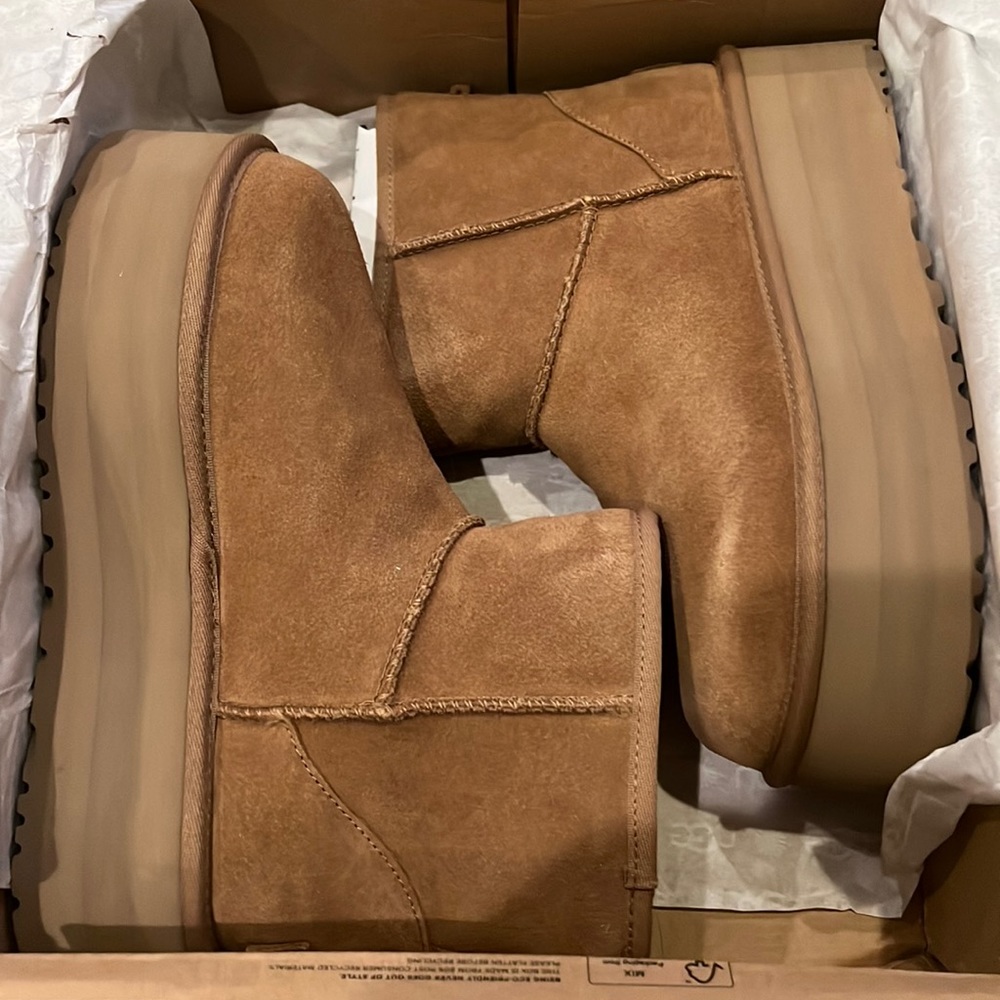 Ugg Classic Mini Platform - Chestnut - size 8